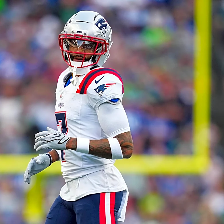 Patriots downgrade cornerback Carlton Davis III to out ahead of Steelers matchup