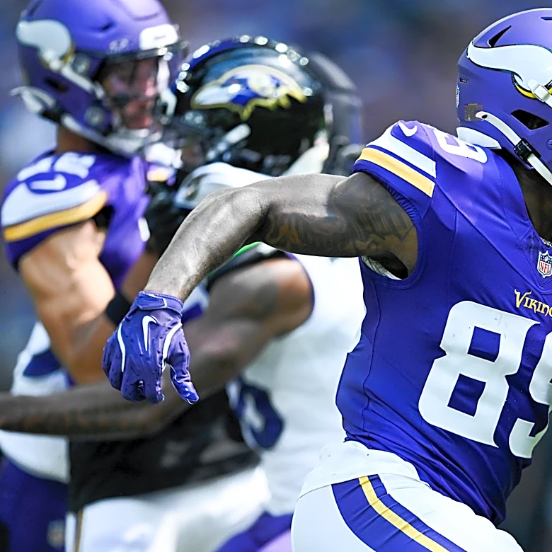 Vikings Elevate Kyle Van Noy, Dillon Bell from Practice Squad
