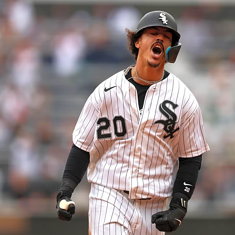 Burke digs deep as White Sox claw past Tigers, 3-1