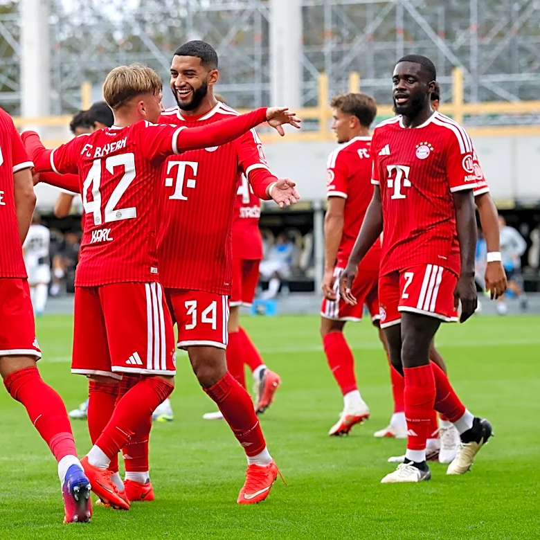 Bayern Munich, FC Barcelona tapped as biggest competitors to PSG for Champions League