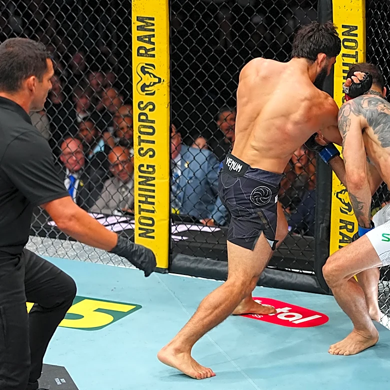 Arman Tsarukyan calls for title shot after delivering brutal knockout over Mauricio Ruffy in UFC 331 co-main event