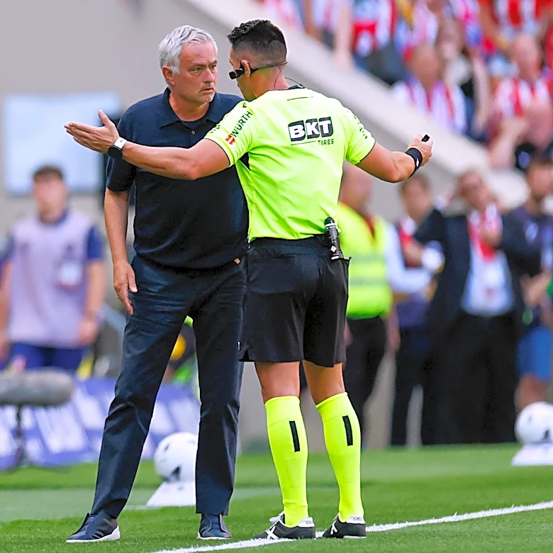 Mourinho: “Congratulations to the Refereeing Appointments Committee”