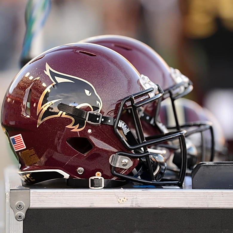PAC-12 GAME UPDATES: TEXAS STATE GETS A WIN, WASHINGTON STATE TAKES CARE OF FCS , UTAH STATE STUMBLES
