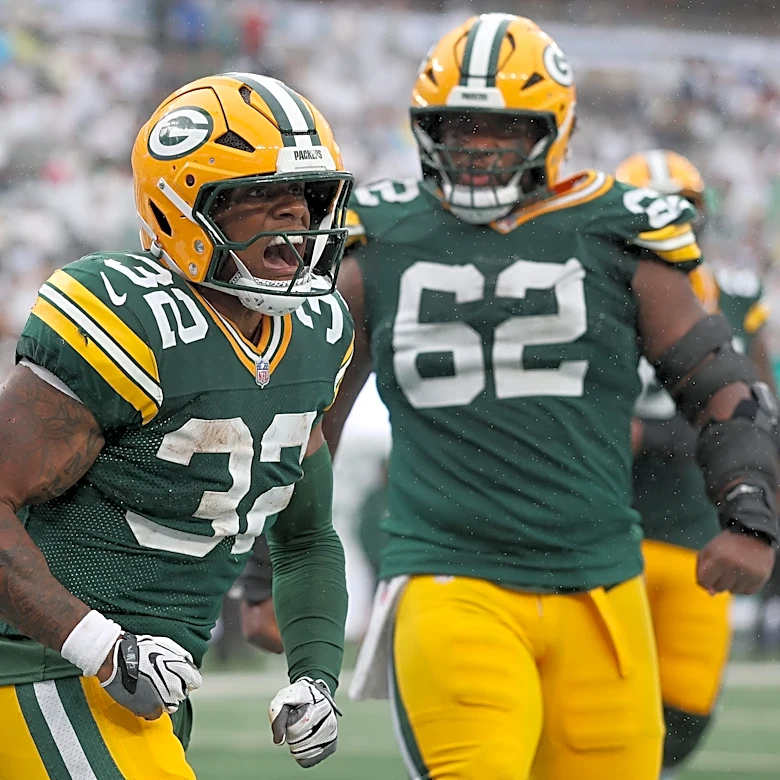 Packers Snap Counts: Green Bay uses 8 offensive linemen vs. the New York Jets