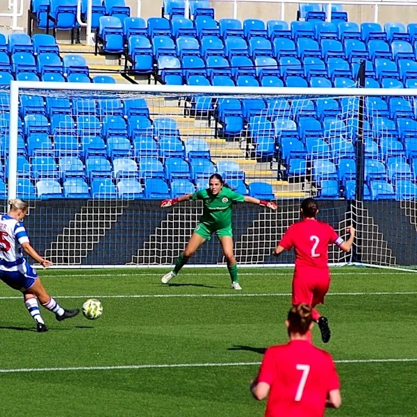 Reading Women 4-1 Beaconsfield Town Women: Match Report