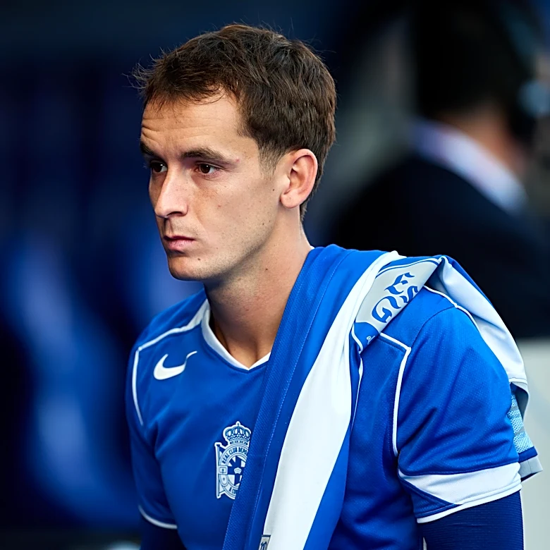 Barcelona loanee Marc Casado undergoes surgery for fractured collarbone