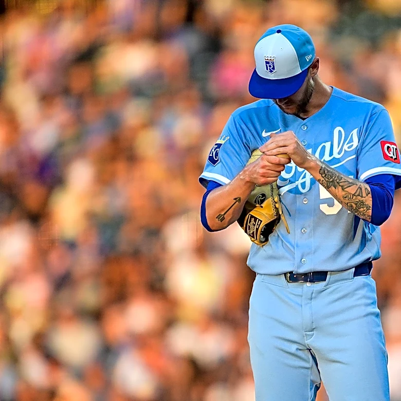 The Royals need to go to Costco this offseason to pick up a whole new bullpen