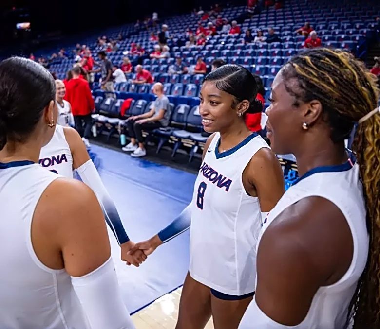 Arizona volleyball middle blockers providing variety, still searching for consistency