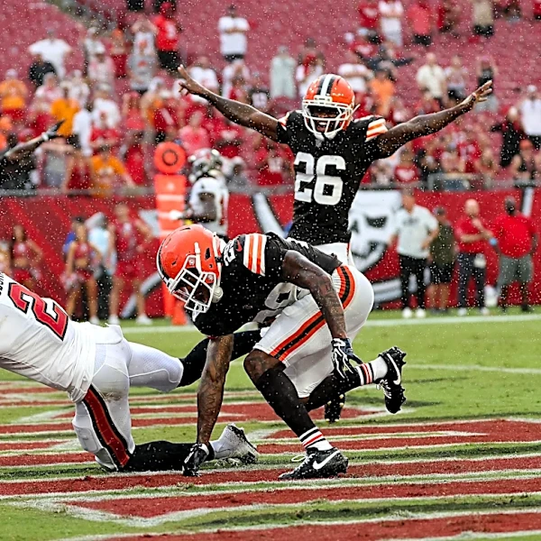 Did Cleveland play more man coverage this week? Browns defensive snap counts
