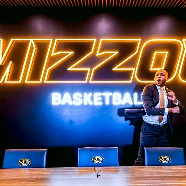 4-star Kansas City forward Cameron Barnes commits to Mizzou Hoops