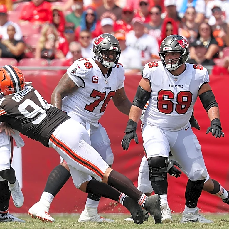 NFC South Week 2 Review: Two impressive wins, two embarrassing losses