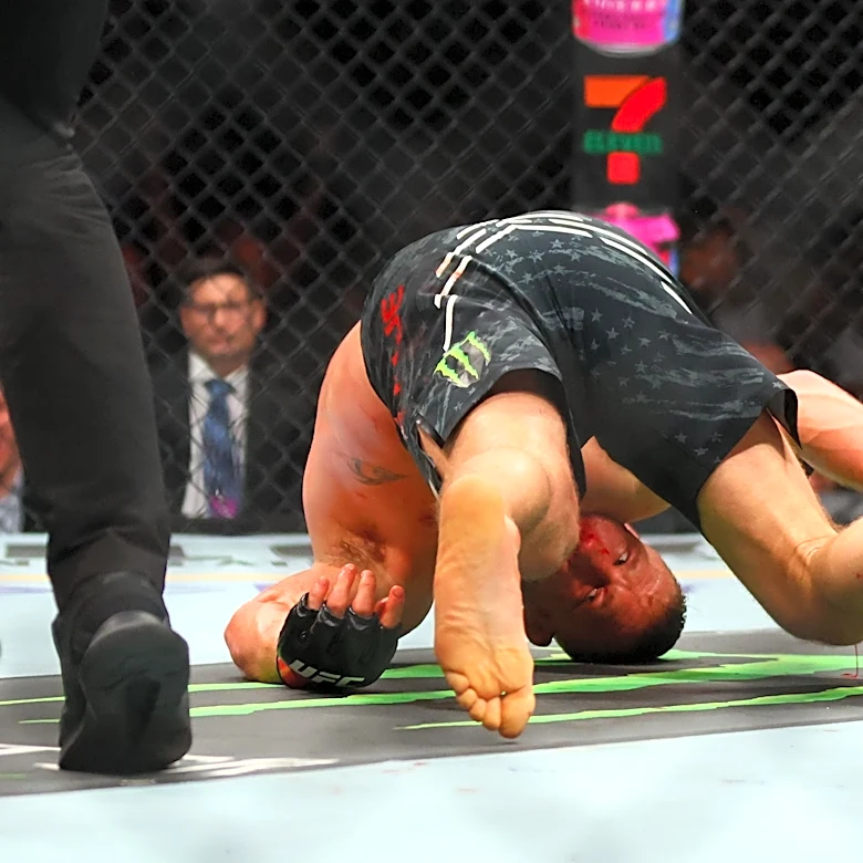 Latest UFC odds have Justin Gaethje getting dethroned, destroyed by Arman Tsarukyan