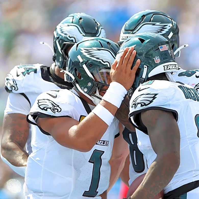 Eagles-Titans Film Review: A very good offense is hiding in here