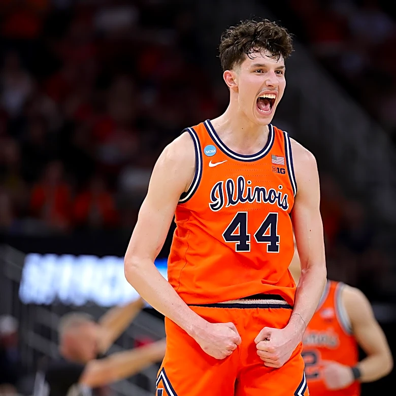 Illinois’ Zvonimir Ivisic back in practice post hand injury