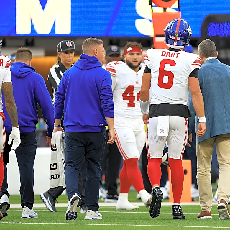 Jaxson Dart injury update: Giants QB could be facing season-ending surgery
