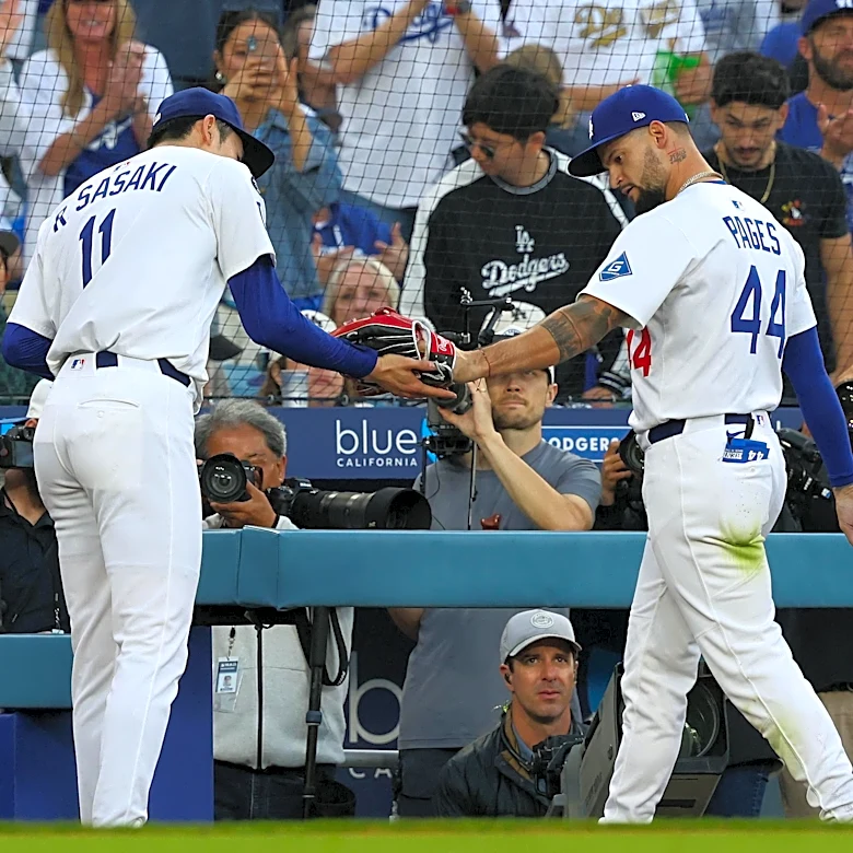 Dodgers activate Andy Pages, Roki Sasaki from injured list