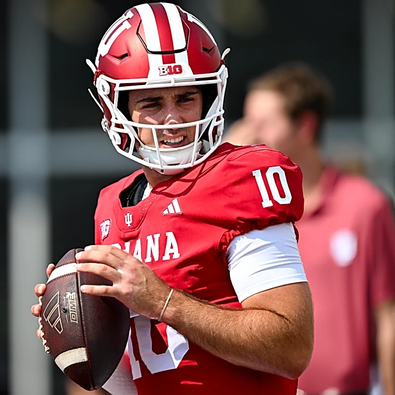 ‘I’m glad he’s our quarterback’: Curt Cignetti defends Indiana QB Josh Hoover