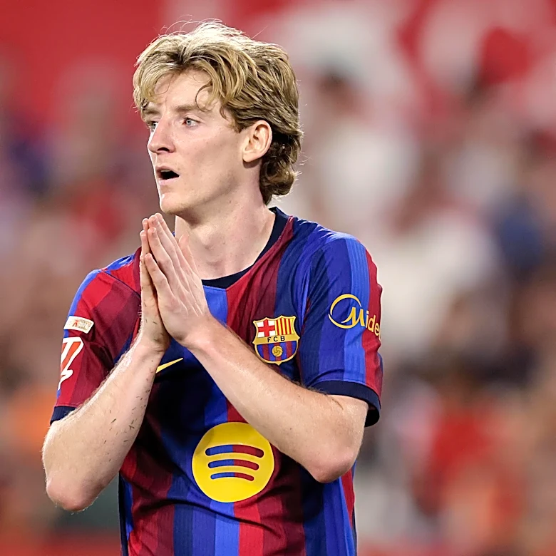 Anthony Gordon told it’s ‘just a matter of time’ until he scores first Barcelona goal