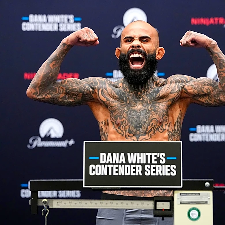 Carlos Prates’ terrifying Flyweight teammate, Marcos Degli, fights for a UFC contract tonight