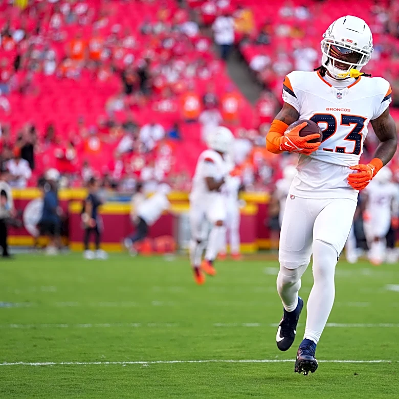 Should we be worried about Jahdae Barron’s snap counts?