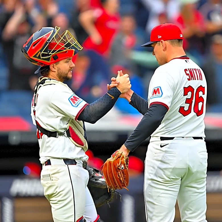 Smith Earns 40th Save, Genao Makes Amazing Play