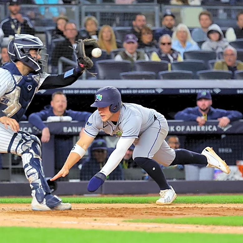 Yankees lose nightcap, AL East race to Rays, officially clinching division
