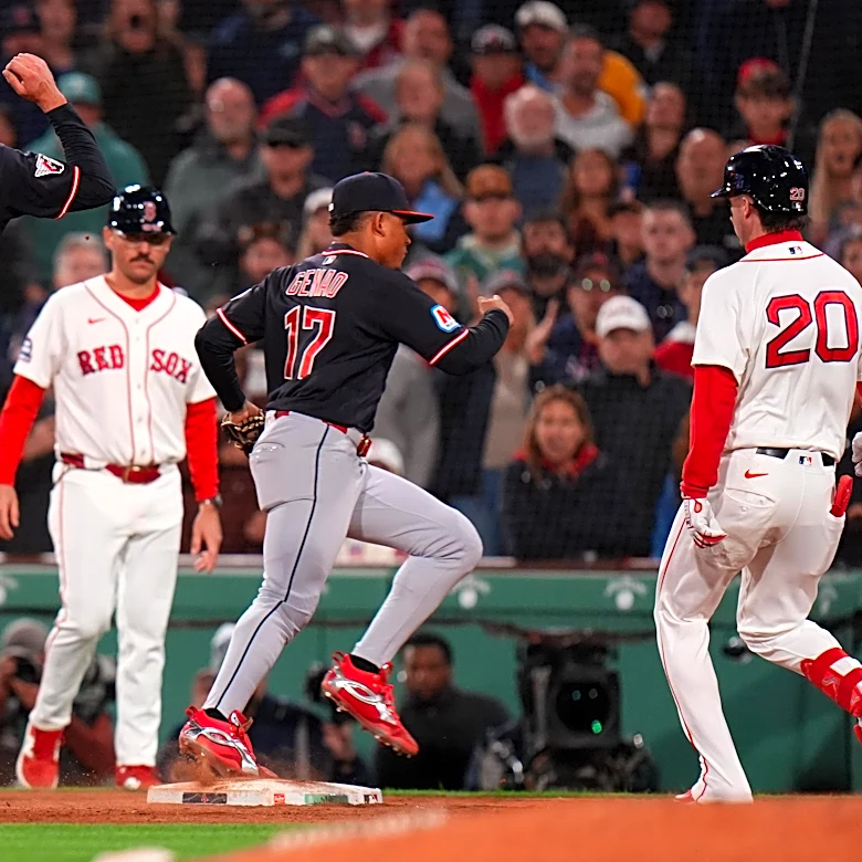 Red Sox fall 3-2 to the Guardians in a game full of ominous signs