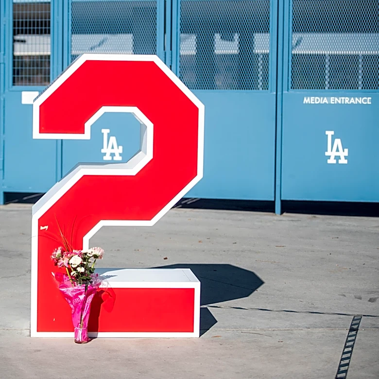 Dodgers magic number to clinch a bye to NLDS
