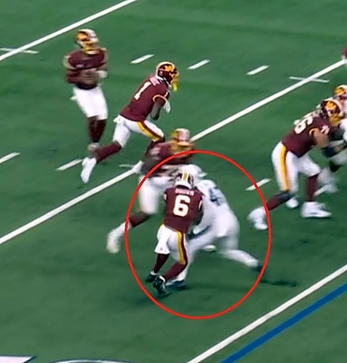 Von Miller laughs about being decleated by WR Dyami Brown: All aTwitter