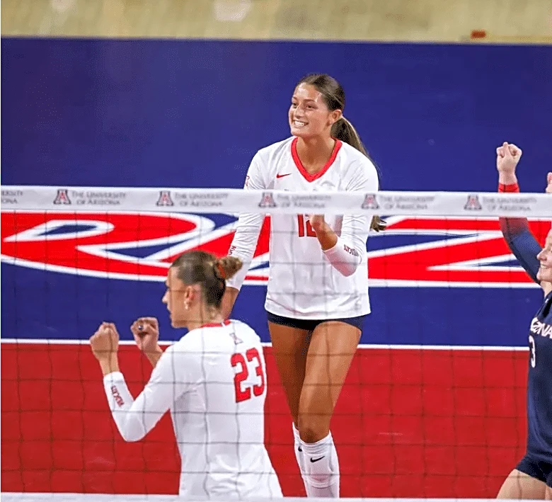 Carlie Cisneros leads strong night by Arizona pins in win over UTEP volleyball