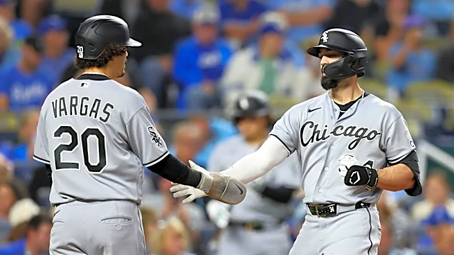 Chaos in Kansas City ends with White Sox on top, 14-11