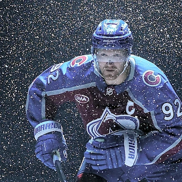 Reading the Room: The Avalanche show no panic on day one