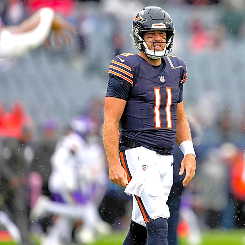 Ben Johnson confident in Bears’ QB room amid uncertainty heading into Week 3