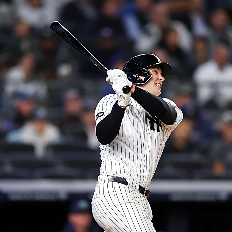 Homer-happy Yankees sting Rays in blowout win