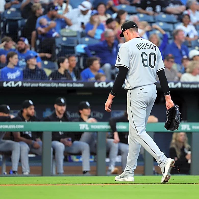 White Sox squander their chance in Kansas City, fall to Royals, 5-4
