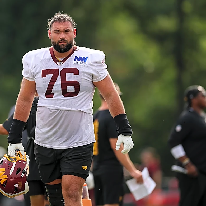 Who starts at right guard vs Seahawks if Sam Cosmi can’t? – All aTwitter
