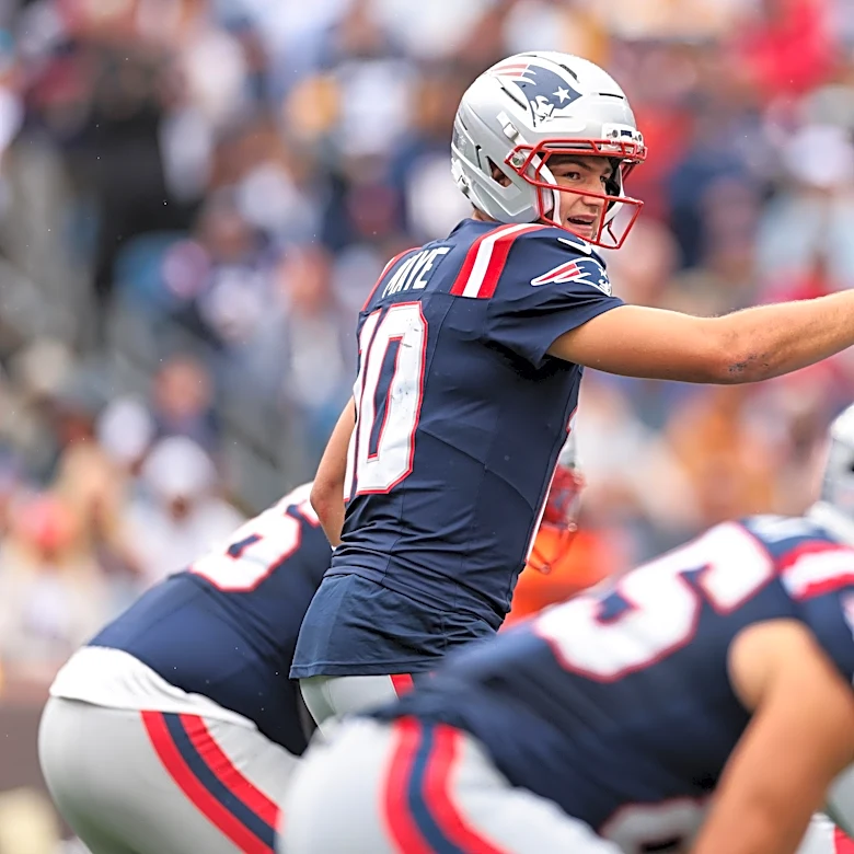 Drake Maye, Patriots offense looking to find rhythm after slow start