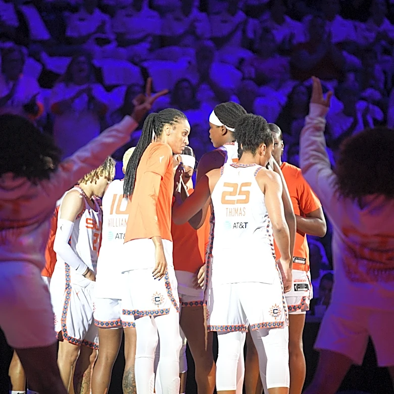 Unique in Uncasville: After a farewell season that has honored franchise legends, the Connecticut Sun are set to play their final game
