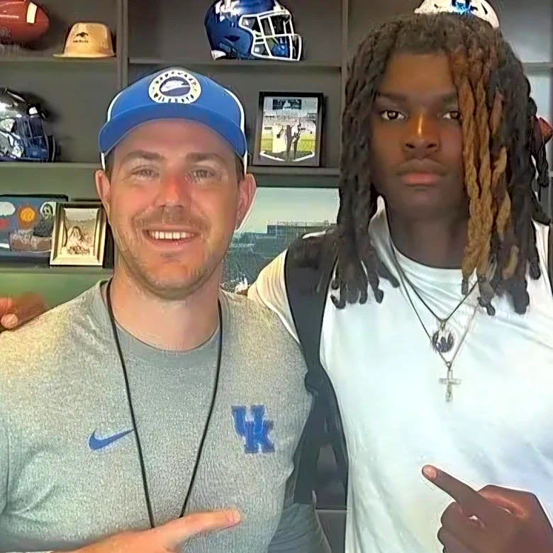 QB Marcus Washington Jr. commits to Kentucky Football