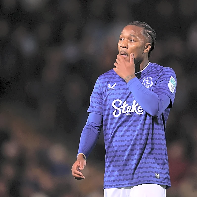 Everton Under-21s hold nerve in National League Cup shoot out