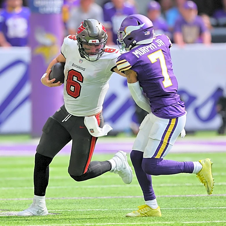 Bucs vs. Vikings predictions: Picks and scores for Week 3