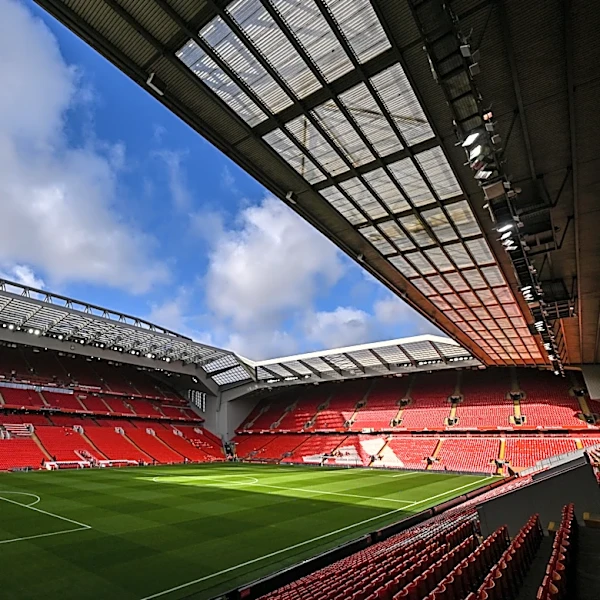 Andoni Iraola to Attend Women’s Merseyside Derby on Sunday