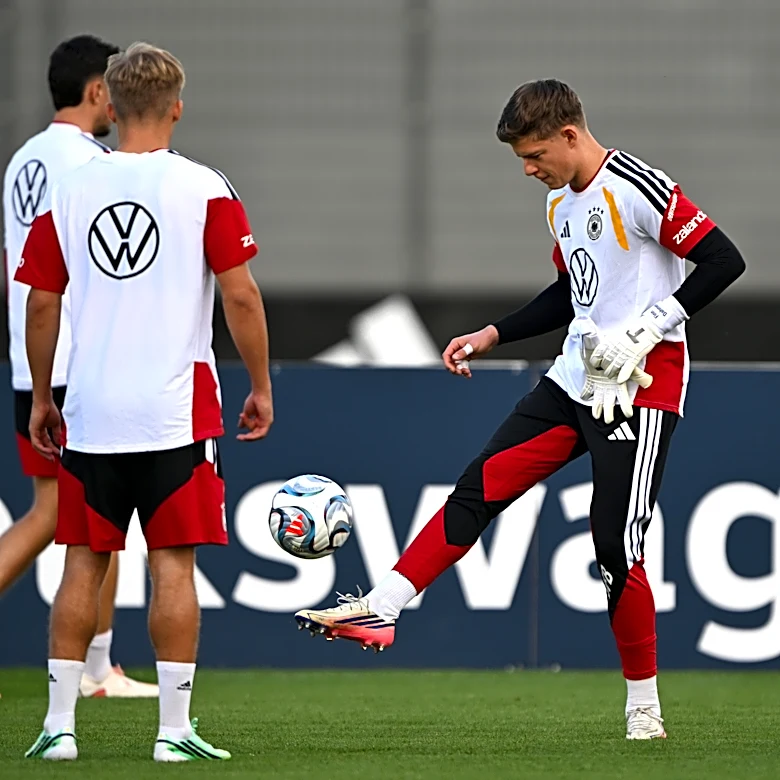 Report: Bayern Munich identifies Germany national team keeper as future #2