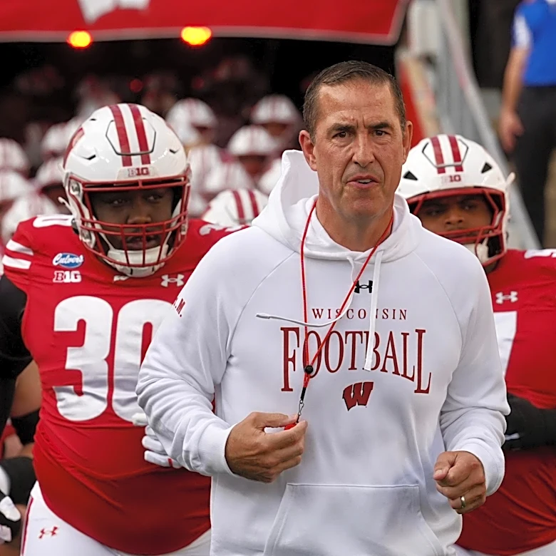 Wisconsin crystal balled to land five star recruit ahead of commitment date next week