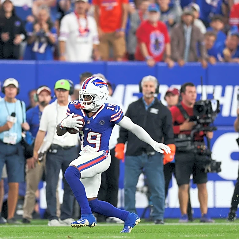 Buffalo Bills elevate WR from practice squad, place DB on injured reserve