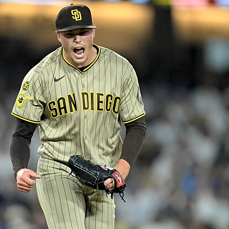 San Diego clinches against rivals in 2024 déjà vu, turns to Arizona for final homestand