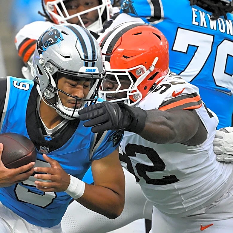 Browns vs. Panthers predictions: How will the fans treat Deshaun Watson at home?