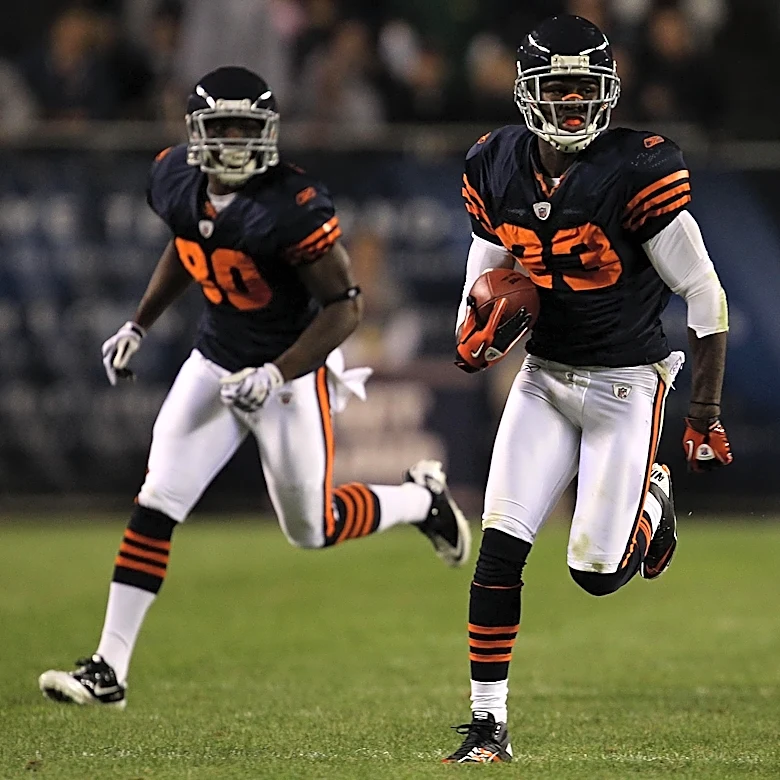 Chicago Bears Week 3 Flashbacks: Minnesota Miracle, Windy City Flyer, and More