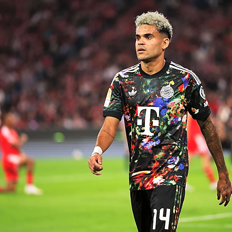 Bayern Munich keeping eyes open for left winger in transfer market