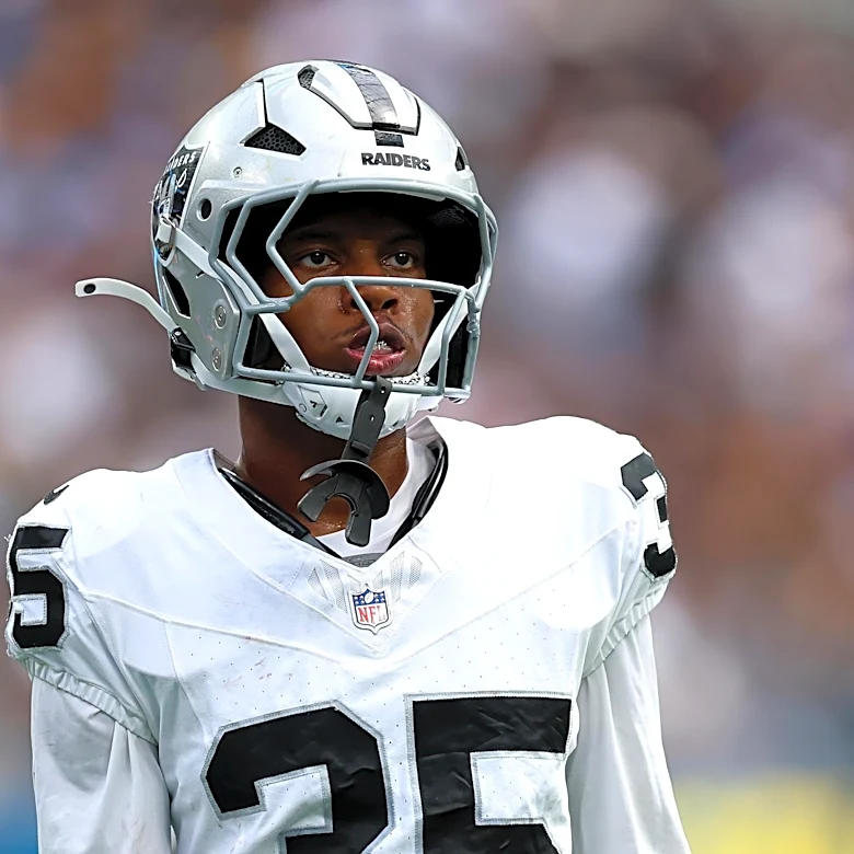 Raiders Mailbag: How should Rob Leonard handle cornerback rotation with Hezekiah Masses’ emergence?